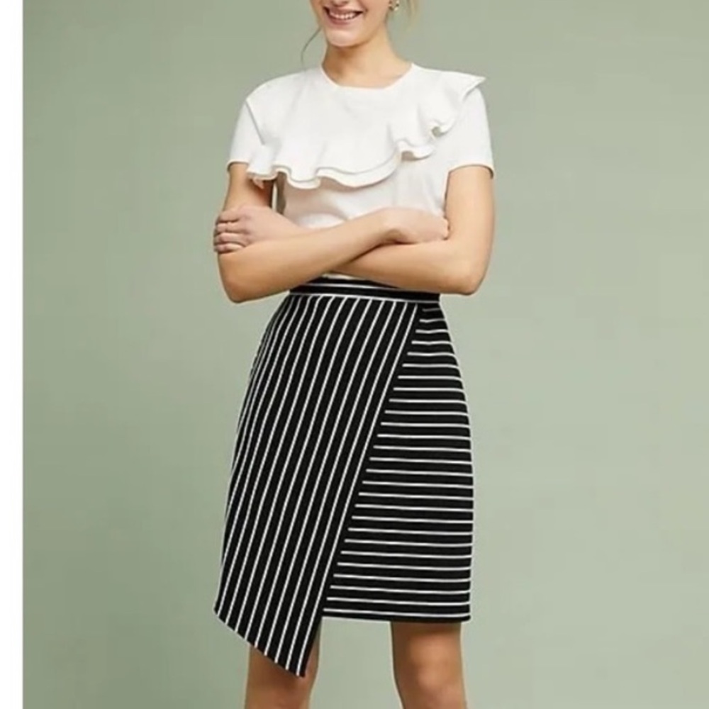 Anthropologie Hutch Chauncey Asymmetric Striped Skirt Navy Blue w/White Size 2